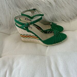 Candie's Green Wedge Espadrille Sandals with Multicolor Detail